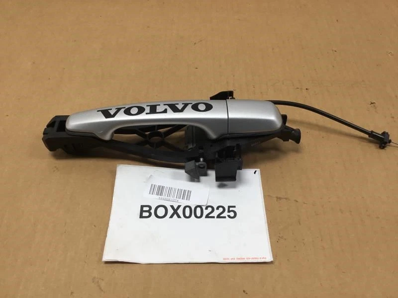 Volvo S40 2004 2008 puerta trasera izquierda manija exterior 05 06 07 OEM+ Foto 1 de 4