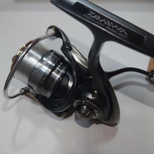 DAIWA 17 Steez Type 1 High Speed Angelrolle Übersetzung 5,6 1 TOP - Bild 1 von 11