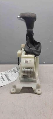 ✅ 2018 KIA RIO FLOOR SHIFTER AUTO TRANS OEM - Image 1 of 4