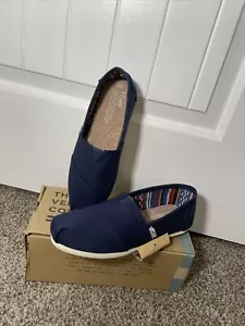 TOMS Women's Espadrille Loafer Flat, Navy, 6 - Picture 1 of 5