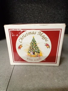 Royal Albert Christmas Magic 13 adornos finos de porcelana inglesa manzana - Imagen 1 de 5