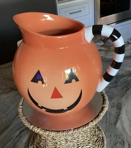 HMK Pumpkin Pitcher Black & White Striped Handle - Picture 1 of 7