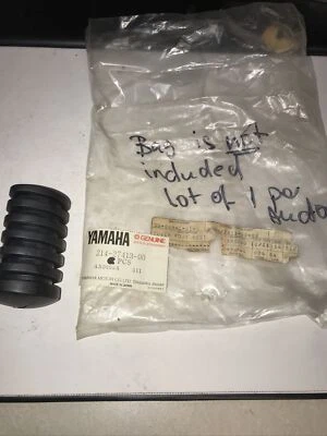 Cubierta de goma reposapiés Yamaha 74-75 DT100 69-71 DT1 81-82 MX80 214-27413-00 NUEVO Foto 1 de 4