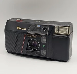 Fuji Cardia Cute Date f3.5 35mm Point & Shoot Camera from Japan VG Condition - Picture 1 of 6