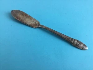 Vtg 1847 Rogers Bros 1937 FIRST LOVE Silverplate 6 3/4" Butter Knife Spreader - Picture 1 of 5