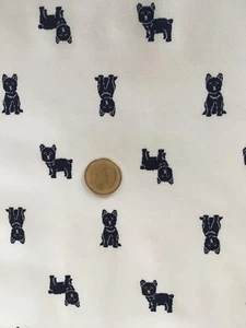 Puppenhaus Weiß Baumwolle Material mit Einem Schwarz Hund Muster 1:12 Maßstab - Imagen 1 de 1