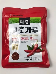 TAEKYUNG Chilli Hot Pepper Flakes 1 Lb Gochugaru Kimchi Korean Red Pepper Spice - Picture 1 of 6