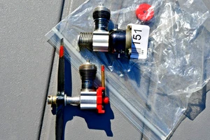 2 Cox Baby Bee & Thimble Dome .049 Engines good compression - Picture 1 of 3