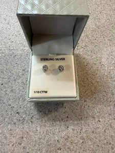 Sterling Silber Halo Ohrstecker - 1/10 Karat TW Diamant - 925 Silber - Neu in OVP - Bild 1 von 5