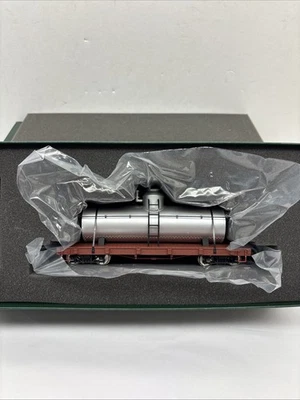 Bachmann Spectrum On30 Scale Tank Car Silver Painted Unlettered #27198 - Image 1 of 2