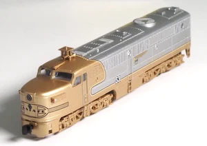 AZL 64425 Z-scale PA 1 ATSF Gold Bonnet Diesel Locomotive Coreless Motor LED PA1 - Picture 1 of 4