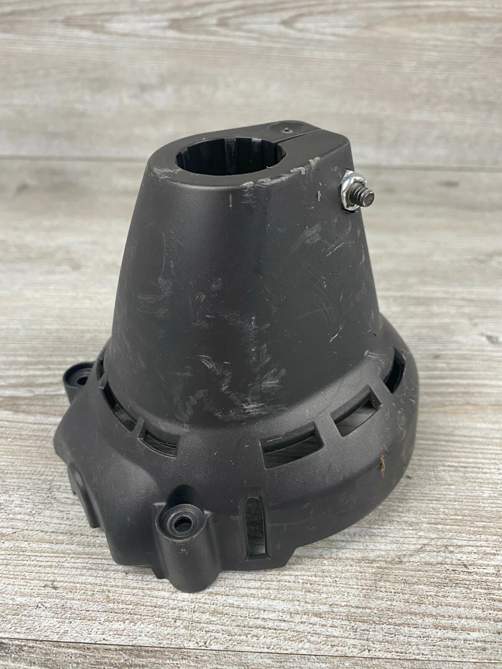 Cub Cadet CS202 Trimmer Part Clutch Cover 75306181 - Image 1 of 4