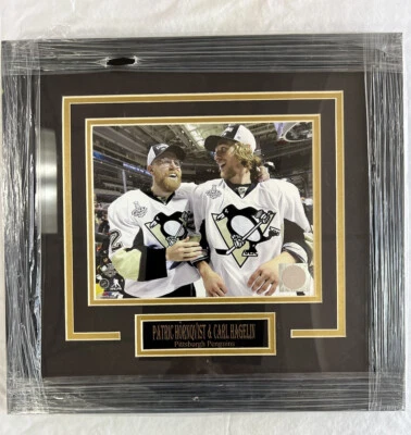 Patric Hornqvist & Carl Hagelin Pittsburgh Penguins Framed Photo 17’ x 16’ GOAT - Image 1 of 4