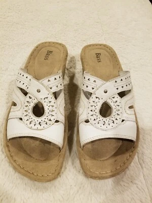 Sandalias de cuña Bass Goldie Slide para mujer 8 M informales punta abierta cuero recortado  Foto 1 de 4