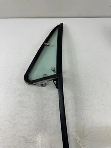 78-86 Dodge Ram Right Side RH Vent Smokers Wing Window D150 D250 D350 OEM - Picture 1 of 12