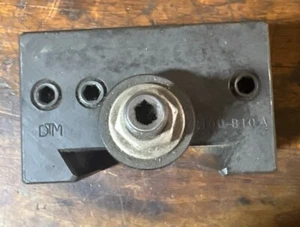 DTM H100-B10A 1.25" Internal Tool Holder - Picture 1 of 4