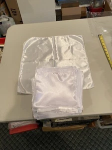 Tischserviette 17"" x 17"" Taschentuch weiß Satin 50er-Pack, Abendessen Hochzeit Bankett - Bild 1 von 4