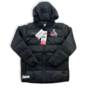 1. FC Köln Essential Puffer Hood Kinder Jacke Gr. 128 140 152 164 Neu Trikot - Picture 1 of 4