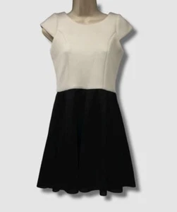 $221 Zoe Ltd Kids Girls White Short Sleeve Color Blocked Skater Dress Size 16 - Picture 1 of 3