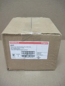 Placa receptáculo dúplex de marfil Legrand Wiremold 8DP ****CAJA DE 10**** - Imagen 1 de 6