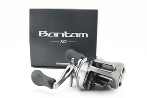 Shimano 22 Bantam Xg Lado Derecho Cebo Fundición Carrete Cerca De Menta Japan # - Imagen 1 de 17