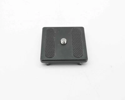 Induro QR1 Quick Release Plate  (#18315) - Image 1 of 2