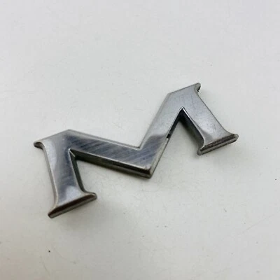 1992-1996 Toyota Camry emblema logotipo carta emblema porta-malas traseiro cromado fabricante de equipamento original F48M - Imagem 1 de 4