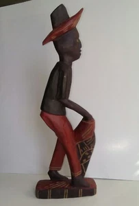 Estatua de Colección Hancrafted Hombre con Sombrero Golpeando un Tambor 16" T Talla Arte Popular - Imagen 1 de 12