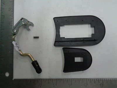 PORSCHE 968 MANIJA DE PUERTA EXTERIOR ACOPLAMIENTO PIERNA DE PERRO IZQUIERDA CON JUNTAS NUEVO GENUINO Foto 1 de 2