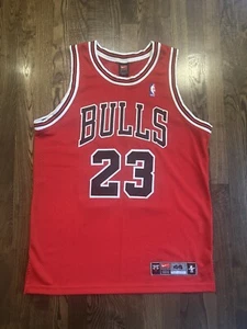RARE Vintage Nike Authentic MICHAEL JORDAN #23 Chicago Bulls Red Jersey 44 Large - Picture 1 of 7