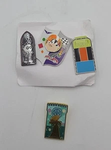 Lote de 4 prendedores Disney - Imagen 1 de 2