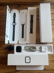 Apple Watch Series 4 44 mm gris espacial correa deportiva GPS + pantalla celular rota - Imagen 1 de 9