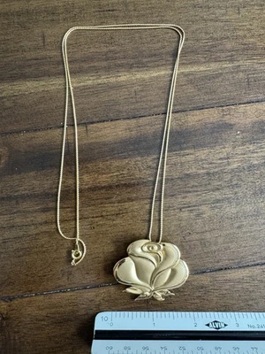 "Collar vintage Nakagawa Corporation oro rosa flor 14,5"" longitud caída" Foto 1 de 3