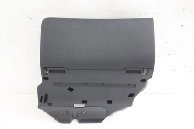 Guantera Audi A6 Avant C6 4F1857035BB 4F1857104B 12-2006 Foto 1 de 3