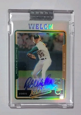 2005 Topps Retired Signature Bob Welch #Refractor TA-BW Autograph #16/25 - Image 1 of 2