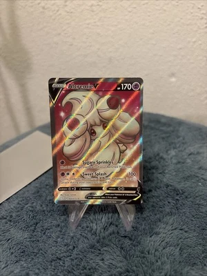 Alcremie V (Full Art) 064/072 Shining Fates Holo - Image 1 of 4