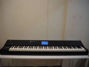 USADO KORG M50 Estación de Trabajo de Música Teclado Sintetizador 88 Teclas Usado - Imagen 1 de 10