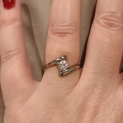 Cubic zirconia stainless steel ring - Image 1 of 4