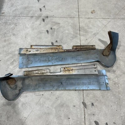 ¡¡¡JUEGO DE LLENADO DE MOLDURAS DE PARACHOQUES TRASERO!!! Lincoln Continental Town Car 77 78 79 Foto 1 de 4