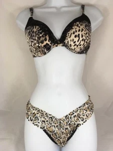 Neu ohne Etikett Victoria's Secret gefütterter BH mit perfekter Abdeckung 32D & neu mit Etikett The Lacie Panty  - Bild 1 von 3