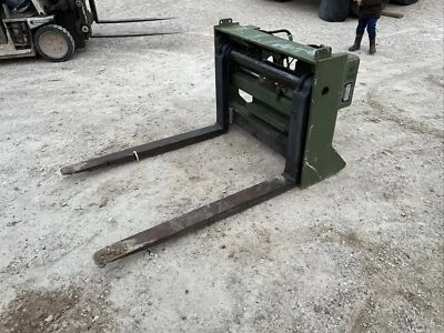 Oshkosh MMV3 forks hydraulic shift  48 inch forks  - Image 1 of 4