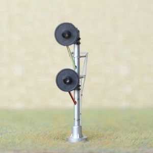 1 x HO scale model railroad LED searchlight signal 3-colors 2 heads metal #D12 - Picture 1 of 5