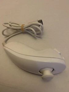 Genuine Nintendo White Wii Nunchuck Remote (RVL 004) Num Chuck - Original Workin - Picture 1 of 4