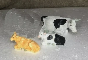 Britains Plastic Zoo Figures, Cows, 3 Figures - Picture 1 of 1