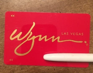 WYNN Resort Hotel & Casino Las Vegas, Nevada Red Player’s Club Slot Machine Card - Picture 1 of 2