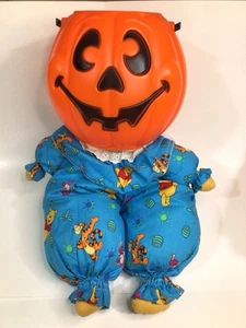 Molde soplado de colección Halloween Jack-O-Lantern cubo de calabaza cubo de caramelo estante cuidador - Imagen 1 de 4