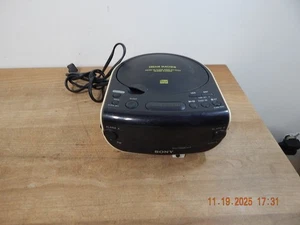 Sony Dream Machine AM/FM Clock Radio CD Player ICF-CD814 Tested Working - Picture 1 of 5