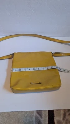 Nine West Shoulder Purse Yellow - Imagem 1 de 4