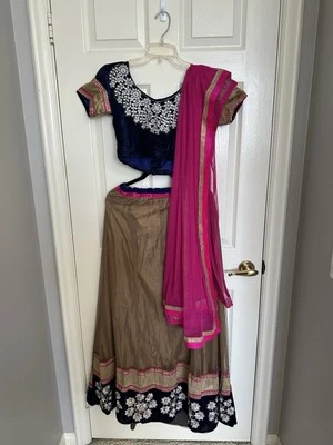 LEHENGA Choli Blouse Skirt And Duppata Gold Pink And Velvet Navy - Size  XS - Image 1 of 4