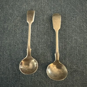 VTG lot of 2 Silver plate open Salt Spoons - Picture 1 of 5